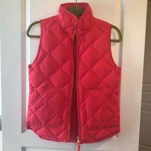 New Jcrew Vest | Excursion puffer vest | Pink